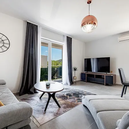 Gold 1 Apartmán Mlini